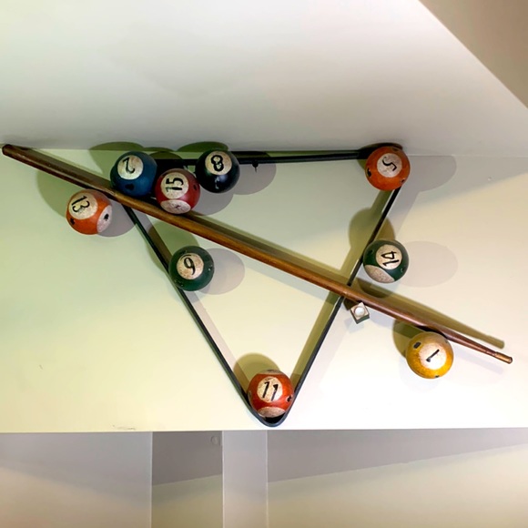 Rustic Pool hanging Decor - Picture 1 of 2